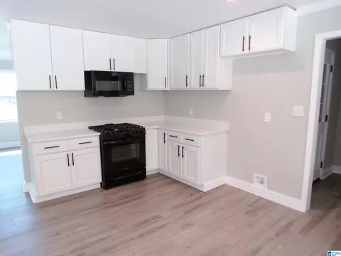 Kitchen - 7 Christopher Way, Anniston, AL 36207 photo 8 of 15