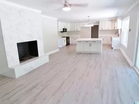 Living - 7 Christopher Way, Anniston, AL 36207 photo 10 of 20