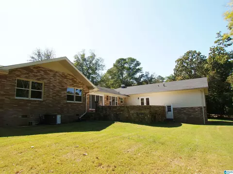 Exterior - 7 Christopher Way, Anniston, AL 36207 photo 7 of 17