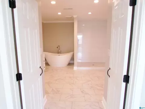 Bath - 7 Christopher Way, Anniston, AL 36207 photo 1 of 23