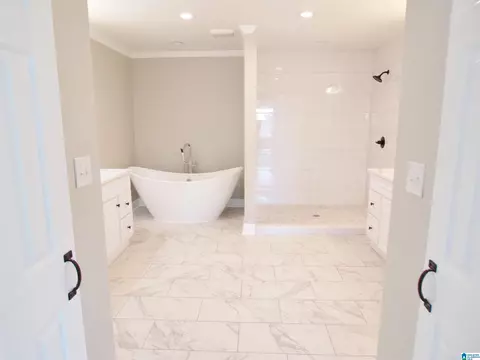 Bath - 7 Christopher Way, Anniston, AL 36207 photo 11 of 23