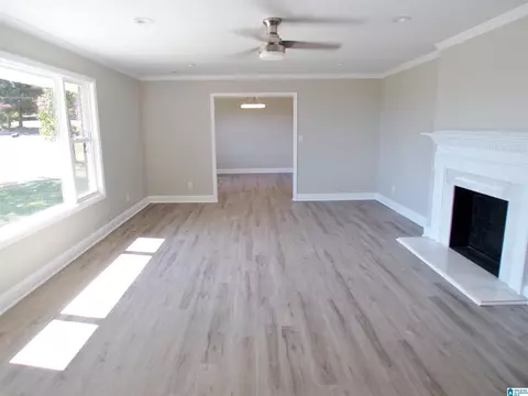 Living - 7 Christopher Way, Anniston, AL 36207 photo 5 of 20