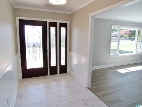 Entry Way - 7 Christopher Way, Anniston, AL 36207 photo 2 of 5