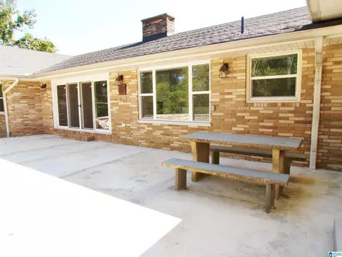 Exterior - 7 Christopher Way, Anniston, AL 36207 photo 3 of 17