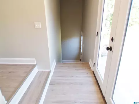 Entry Way - 7 Christopher Way, Anniston, AL 36207 photo 4 of 5