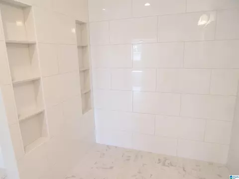Bath - 7 Christopher Way, Anniston, AL 36207 photo 7 of 23