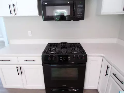 Kitchen - 7 Christopher Way, Anniston, AL 36207 photo 11 of 15