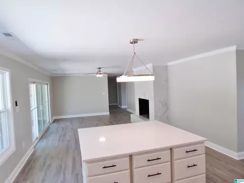 Living - 7 Christopher Way, Anniston, AL 36207 photo 7 of 20