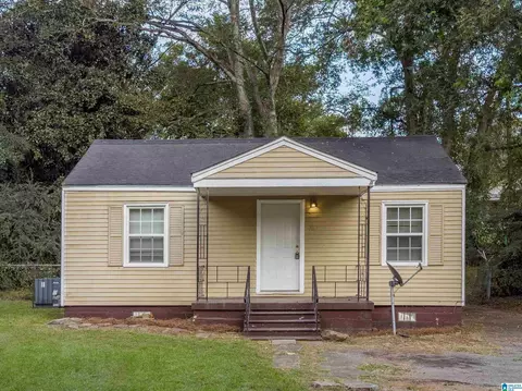 36 Wilkes Cir, Midfield, AL 35228