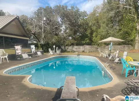 Exterior - 2505 Springview Dr, Jasper, AL 35504 photo 2 of 2