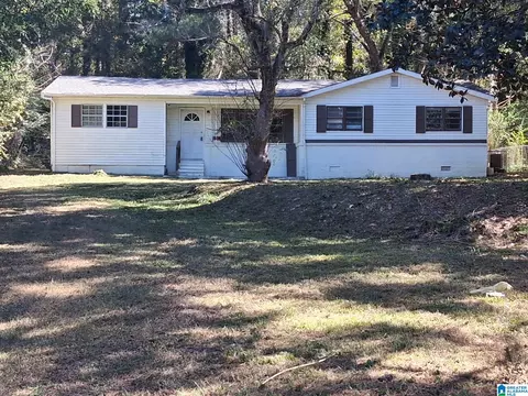 148 Willow Ln, Trafford, AL 35172 photo 1