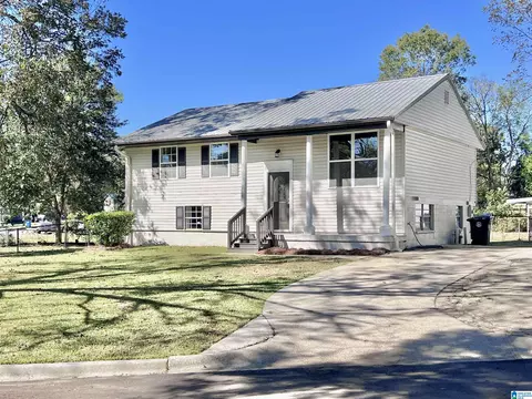 916 Gale Cir, Birmingham, AL 35228