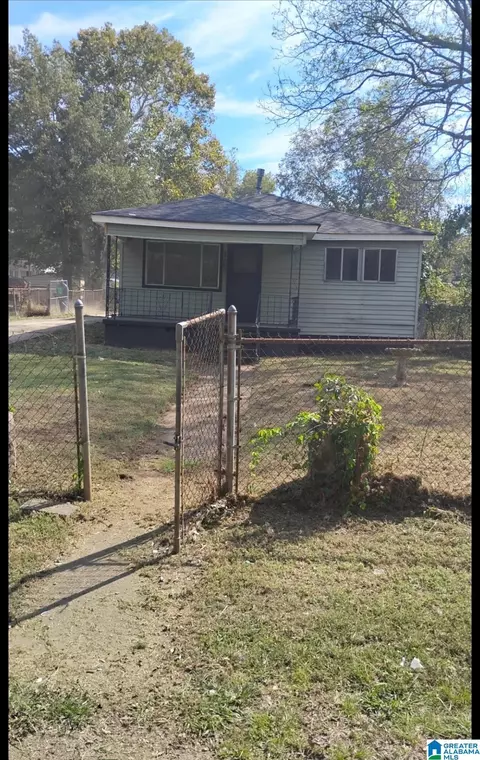 5609 Avenue C, Lipscomb, AL 35020
