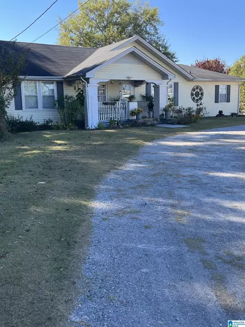 1705 Fulmer Dr, Clanton, AL 35045 photo 3