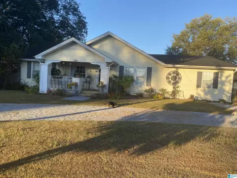 1705 Fulmer Dr, Clanton, AL 35045 photo 2