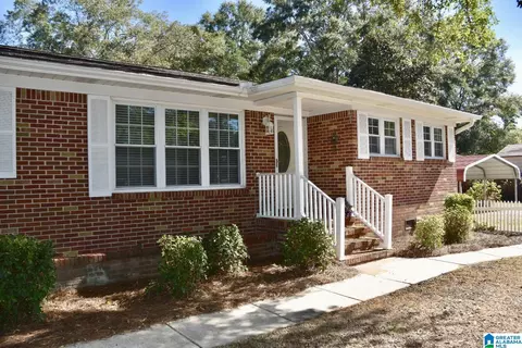 706 3rd St N, Clanton, AL 35045 photo 9