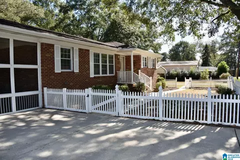 706 3rd St N, Clanton, AL 35045 photo 6