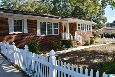 706 3rd St N, Clanton, AL 35045 photo 5