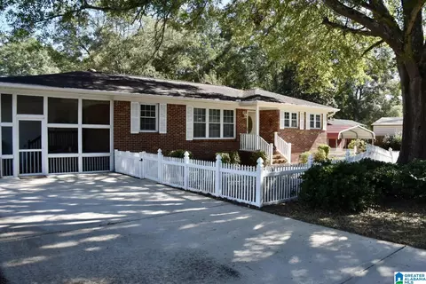 706 3rd St N, Clanton, AL 35045 photo 4