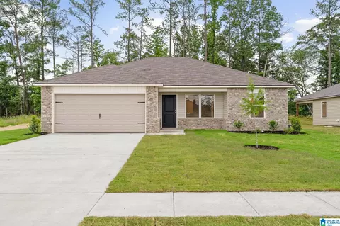 609 Klynes Dr, Calera, AL 35040