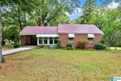 Exterior - 5113 Sutherland Rd, Mount Olive, AL 35117 photo 1 of 14