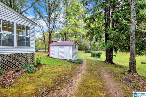 Exterior - 5113 Sutherland Rd, Mount Olive, AL 35117 photo 6 of 14