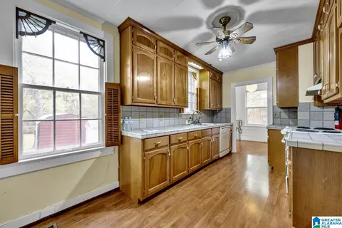 Kitchen - 5113 Sutherland Rd, Mount Olive, AL 35117 photo 1 of 4