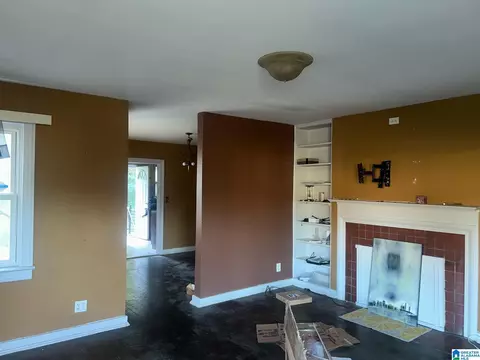 Living - 1601 Graymont Ave W, Birmingham, AL 35208 photo 1 of 2