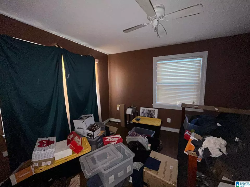 Bedroom - 1601 Graymont Ave W, Birmingham, AL 35208 photo 1 of 6