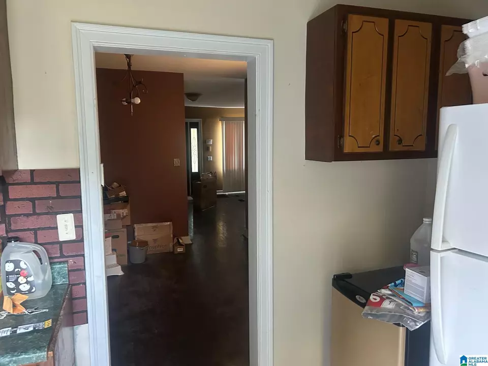 Entry Way - 1601 Graymont Ave W, Birmingham, AL 35208 photo 1 of 5