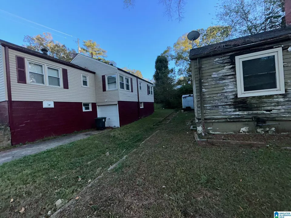 Exterior - 1601 Graymont Ave W, Birmingham, AL 35208 photo 1 of 11