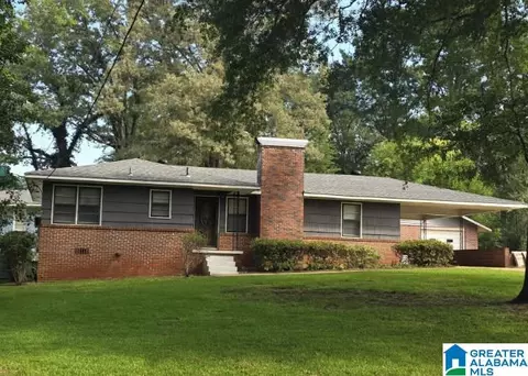 3368 Crescent Dr, Hueytown, AL 35023