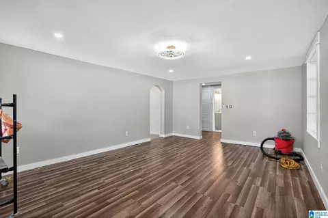 Living - 306 7th St E, Warrior, AL 35180 photo 2 of 2