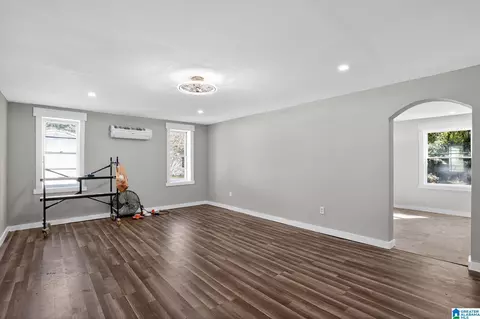 Living - 306 7th St E, Warrior, AL 35180 photo 1 of 2