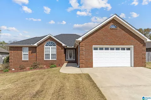 2059 Maplewood Ln, Clanton, AL 35045