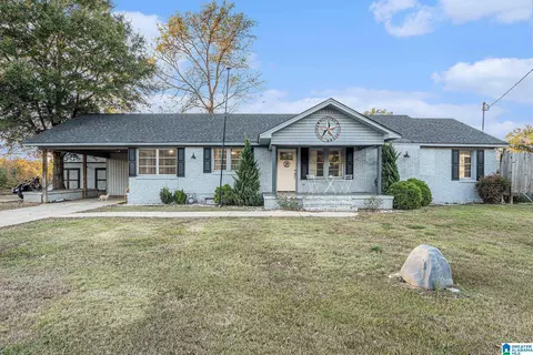 401 Studdard Dr, Clanton, AL 35045