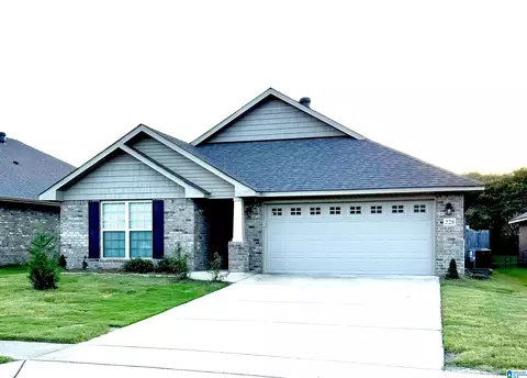 228 Black Creek Trl, Odenville, AL 35120