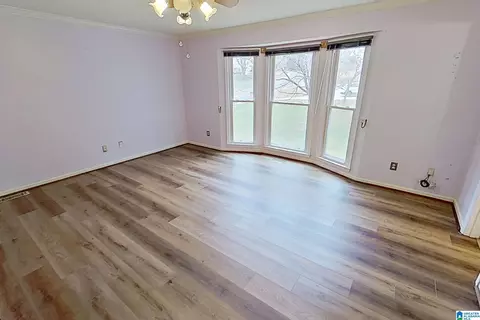 Bedroom - 100 Tomahawk Cir, Pelham, AL 35124 photo 6 of 17
