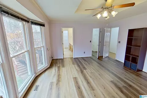 Bedroom - 100 Tomahawk Cir, Pelham, AL 35124 photo 8 of 17