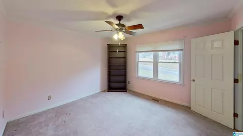 Bedroom - 100 Tomahawk Cir, Pelham, AL 35124 photo 12 of 17