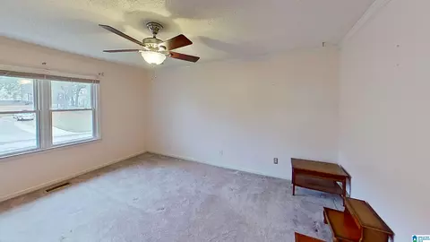 Bedroom - 100 Tomahawk Cir, Pelham, AL 35124 photo 13 of 17