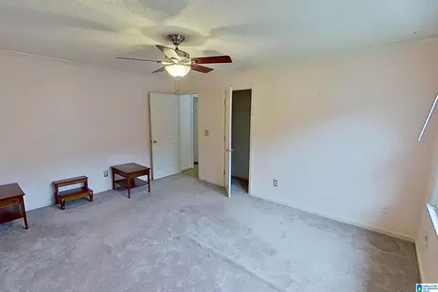 Bedroom - 100 Tomahawk Cir, Pelham, AL 35124 photo 5 of 17