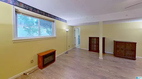Bedroom - 100 Tomahawk Cir, Pelham, AL 35124 photo 17 of 17
