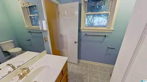 Bath - 100 Tomahawk Cir, Pelham, AL 35124 photo 6 of 9