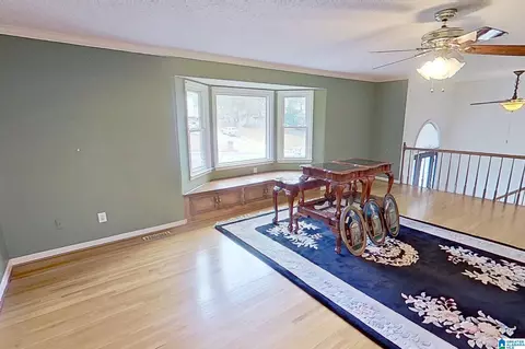 Living - 100 Tomahawk Cir, Pelham, AL 35124 photo 1 of 8