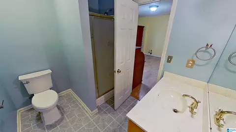 Bath - 100 Tomahawk Cir, Pelham, AL 35124 photo 5 of 9