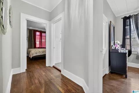 Entry Way - 320 E 22nd St, Anniston, AL 36207 photo 1 of 3