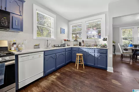 Kitchen - 320 E 22nd St, Anniston, AL 36207 photo 3 of 7