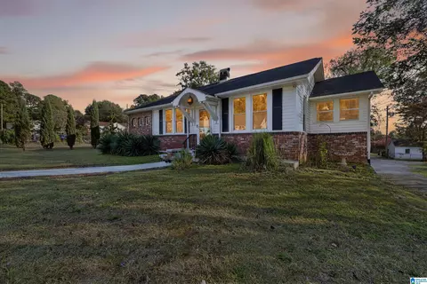 Exterior - 320 E 22nd St, Anniston, AL 36207 photo 8 of 8