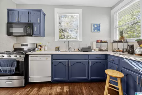 Kitchen - 320 E 22nd St, Anniston, AL 36207 photo 2 of 7